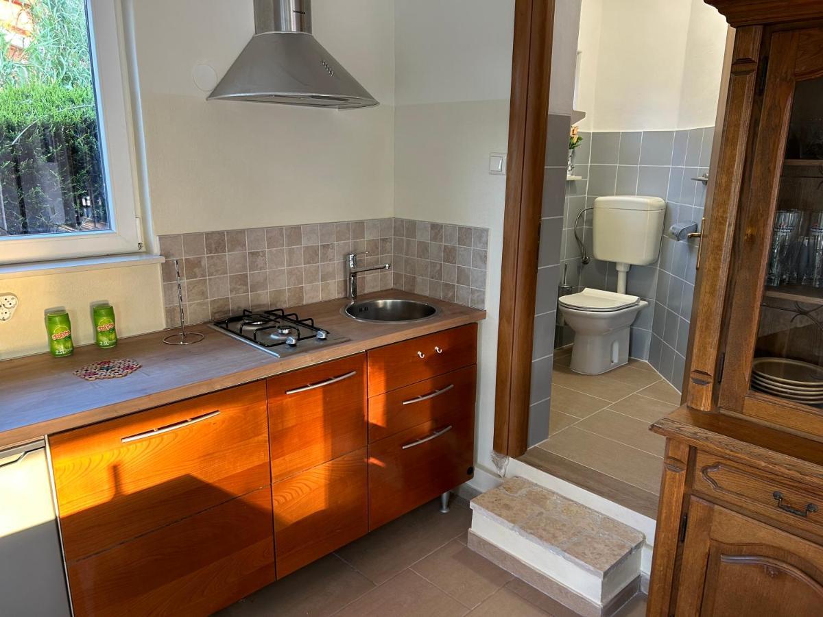 Вилла Dora House With Wifi And Outdoor Swimming Pool Пула Экстерьер фото
