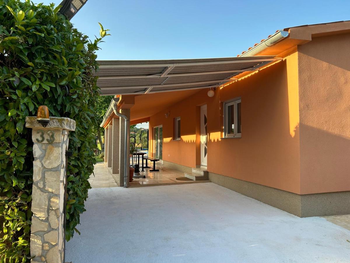 Вилла Dora House With Wifi And Outdoor Swimming Pool Пула Экстерьер фото