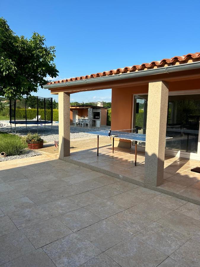 Вилла Dora House With Wifi And Outdoor Swimming Pool Пула Экстерьер фото